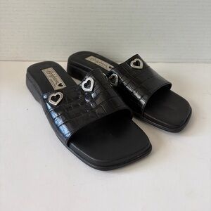 Brighton Yoko crocodile-embossed leather slide sandals size 6